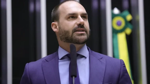 Eduardo Bolsonaro Enfrenta Processo de Cassação no Conselho de Ética: Entenda o Caso