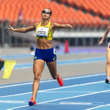M-12 Maria Clara Augusto, do RN, conquista ouro no Mundial de Atletismo Paralímpico